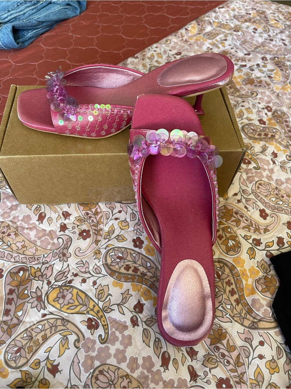 Women’s Pink Sequin Kitten Heels